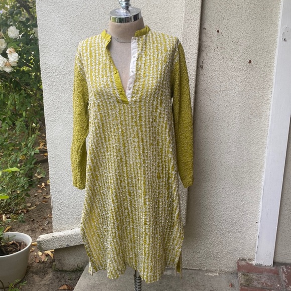 NAMRATA Joshlpura gorgeous high end dress from Barney’s with beautiful sequins - Picture 2 of 16